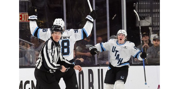Utah Mammoth slaví své první vítězství v play-off